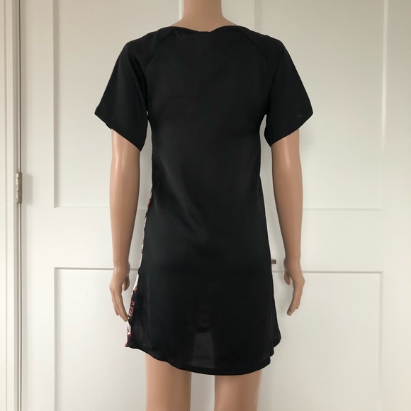 Boohoo Short Sleeve Black Pink Floral Mini Dress Cover Up XS 2 - Picture 6 of 7